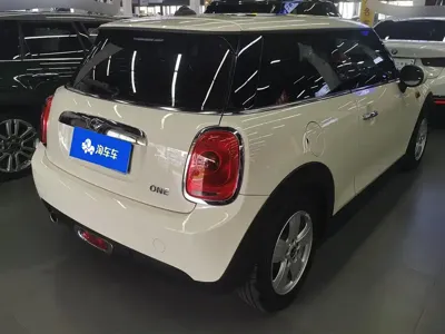 MINI MINI 2016, 60700 км, за 8323.01 USD