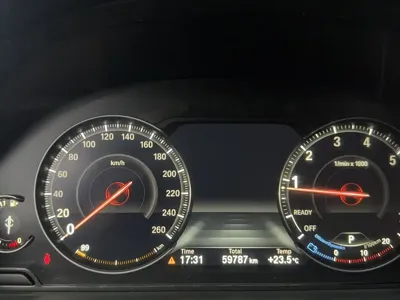 BMW 3 Series 2019, 59800 км, за 15420.96 USD