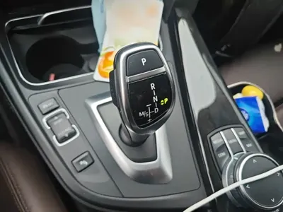 BMW 3 Series 2019, 59800 км, за 15420.96 USD - фото 7