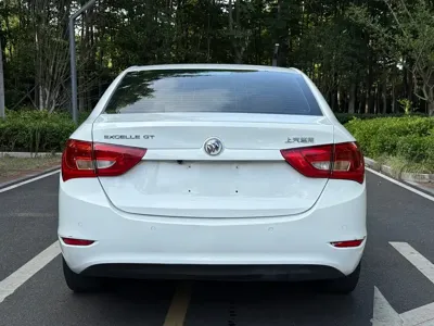 Buick Excelle 2015, 140000 км, за 2324.85 USD
