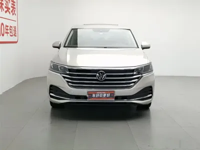 Volkswagen Viloran 2023, 104700 км, за 19996.67 USD