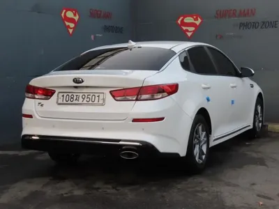 Kia K5 2019, 80037 км, за 7155.05 USD