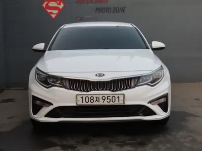 Kia K5 2019, 80037 км, за 7155.05 USD