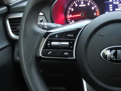 Kia K5 2019, 80037 км, за 7155.05 USD - фото 13