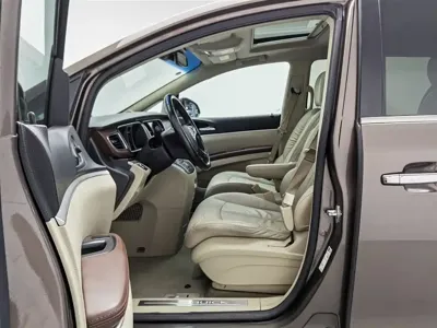 Buick GL8 2018, 149300 км, за 10109.46 USD - фото 10