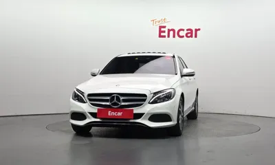 Mercedes-Benz C-Class 2017, 138685 км, за 8467.9 USD
