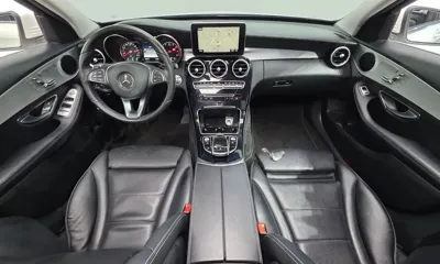Mercedes-Benz C-Class 2017, 138685 км, за 8403.91 USD - фото 7