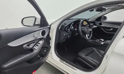 Mercedes-Benz C-Class 2017, 138685 км, за 8403.91 USD - фото 10
