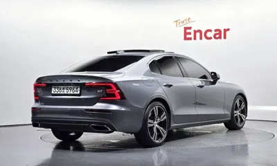Volvo S60 2020, 75930 км, за 59419.66 USD