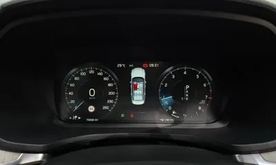 Volvo S60 2020, 75930 км, за 59419.66 USD - фото 8