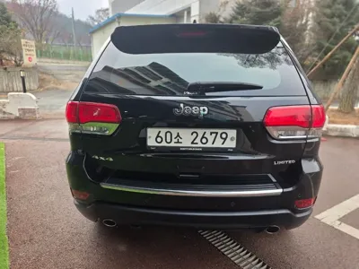 Jeep Cherokee 2018, 102000 км, за 10927.14 USD