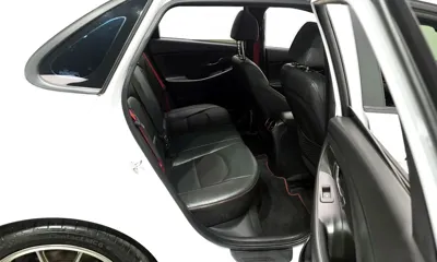 Hyundai i30 2020, 118898 км, за 8198.77 USD - фото 12