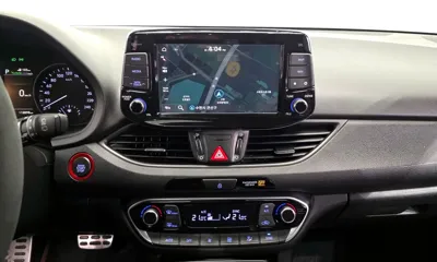 Hyundai i30 2020, 118898 км, за 8198.77 USD - фото 14