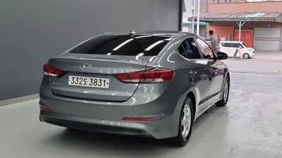 Hyundai Avante 2018, 116596 км, за 4299.68 USD