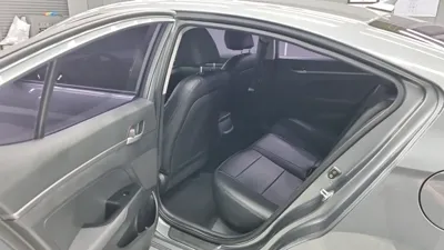 Hyundai Avante 2018, 116596 км, за 4297.71 USD - фото 11