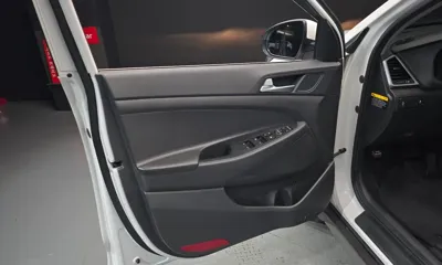 Hyundai Tucson 2017, 142976 км, за 5618.72 USD - фото 24