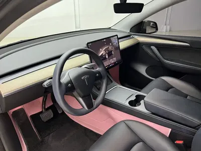 Tesla Model Y 2022, 64000 км, за 23366.23 USD - фото 8