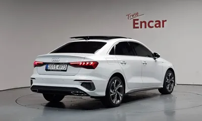 Audi A3 2023, 27904 км, за 18508.74 USD