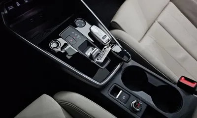 Audi A3 2023, 27904 км, за 18379.94 USD - фото 9