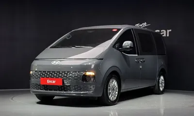 Hyundai Staria · 2025 год
