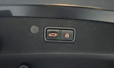Hyundai Grandeur 2020, 92102 км, за 12096.78 USD - фото 20