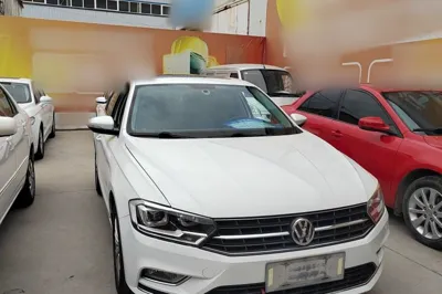 Volkswagen Bora 2018, 108200 км, за 7935 USD