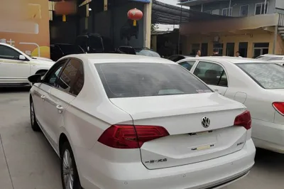 Volkswagen Bora 2018, 108200 км, за 7935 USD