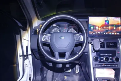 Land Rover Discovery Sport 2018, 116199 км, за 13402 USD - фото 10