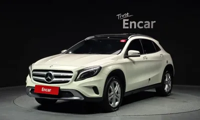 Mercedes-Benz GLA-Class · 2017 год
