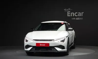Kia EV6 2025, 2556 км, за 36628.59 USD
