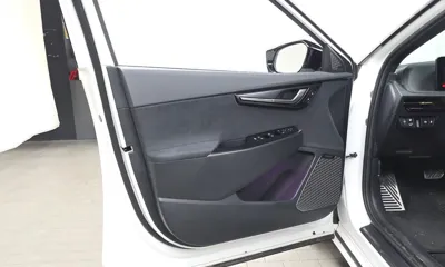 Kia EV6 2025, 2556 км, за 36628.59 USD - фото 24