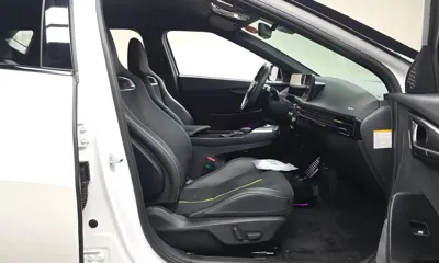 Kia EV6 2025, 2556 км, за 36628.59 USD - фото 26