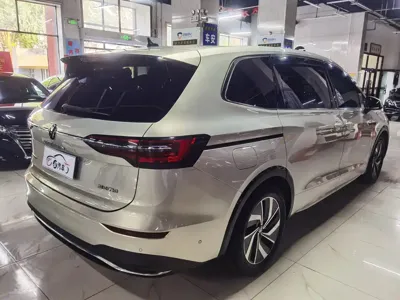 Volkswagen Viloran 2023, 77000 км, за 19099.1 USD - фото 6