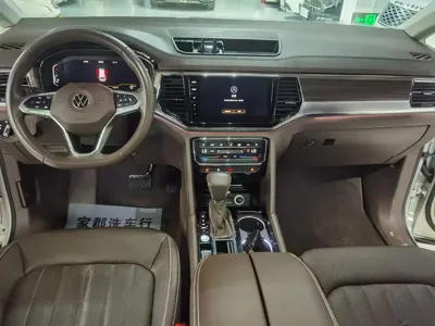 Volkswagen Viloran 2023, 77000 км, за 19099.1 USD - фото 8