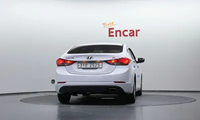 Hyundai Avante 2014, 177875 км, за 3503.44 USD