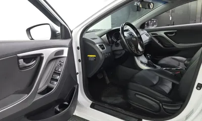 Hyundai Avante 2014, 177875 км, за 3479.06 USD - фото 10