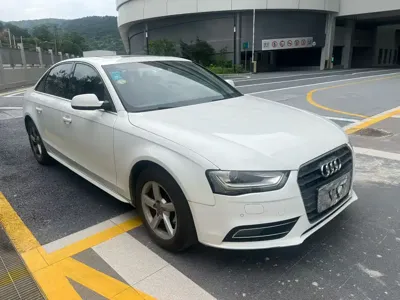 Audi A4L 2014, 72000 км, за 6886.27 USD