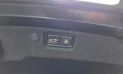 Kia K7 2018, 145024 км, за 8334.96 USD - фото 36
