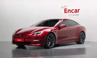 Tesla Model S · 2023 год