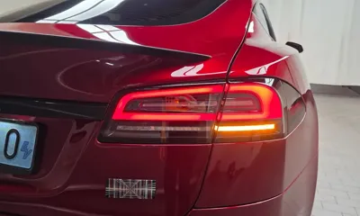 Tesla Model S 2023, 102388 км, за 72206.91 USD - фото 23
