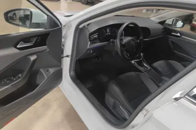 Volkswagen Sagitar 2020, 73400 км, за 11417 USD - фото 18