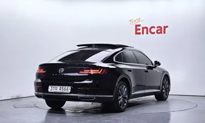 Volkswagen Arteon 2018, 77524 км, за 11898.47 USD