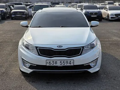 Kia K5 2012, 180555 км, за 2841.1 USD