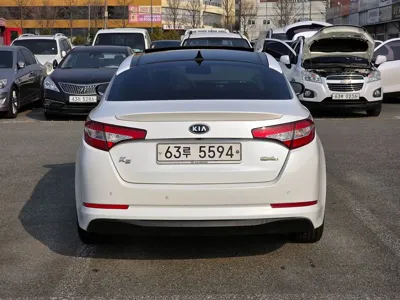 Kia K5 2012, 180555 км, за 2841.1 USD