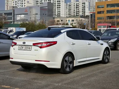 Kia K5 2012, 180555 км, за 2841.1 USD - фото 20