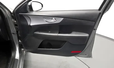 Kia K3 2022, 53253 км, за 9702.41 USD - фото 25