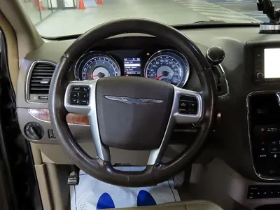 Chrysler Grand Voyager 2011, 190305 км, за 5814.34 USD - фото 7
