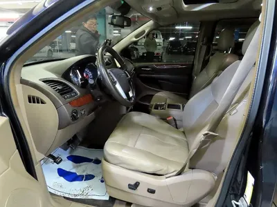 Chrysler Grand Voyager 2011, 190305 км, за 5814.34 USD - фото 10