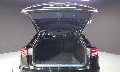 Audi Q8 2022, 92722 км, за 39739.43 USD - фото 17