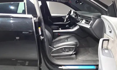 Audi Q8 2022, 92722 км, за 39739.43 USD - фото 26